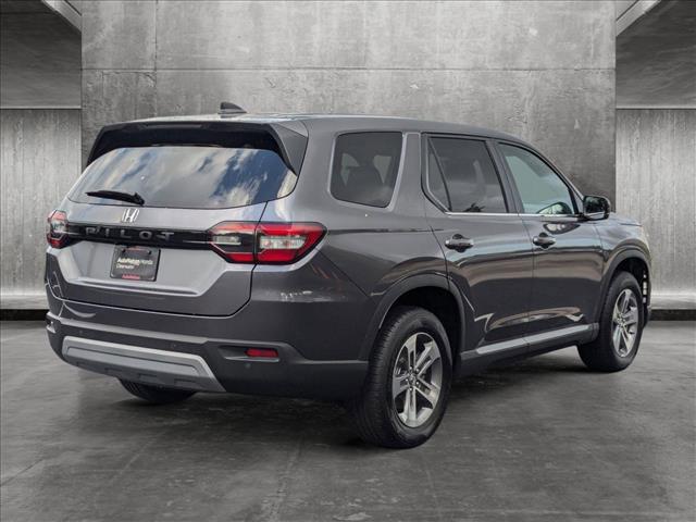 new 2025 Honda Pilot car, priced at $44,895