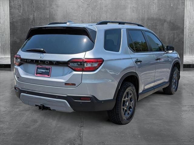 new 2025 Honda Pilot car, priced at $48,588