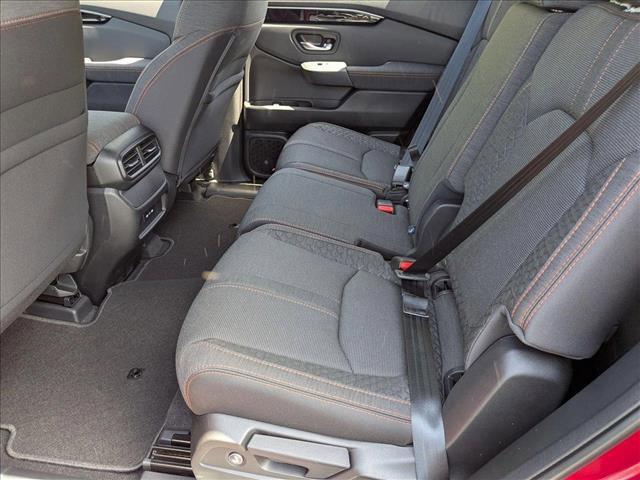 new 2025 Honda Pilot car, priced at $40,475