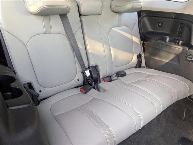 used 2023 Honda Pilot car, priced at $32,994