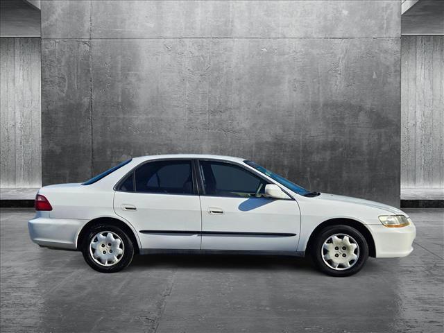 used 2000 Honda Accord car, priced at $4,991