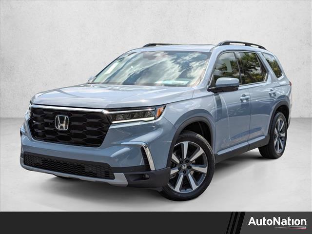 new 2025 Honda Pilot car, priced at $47,955