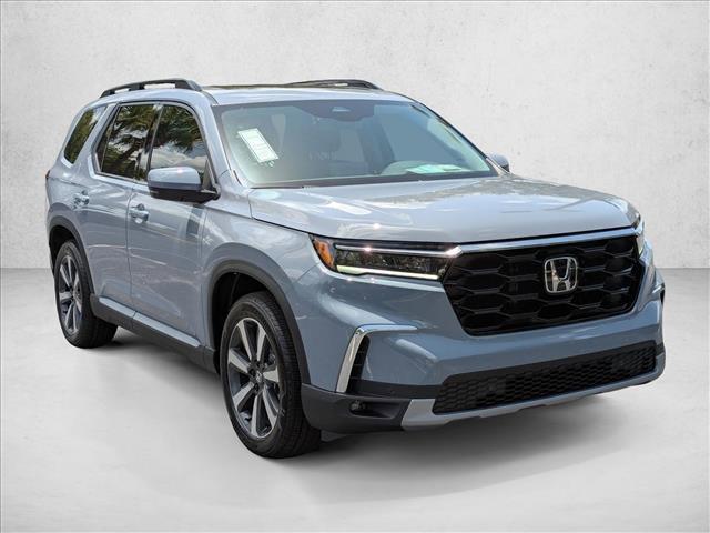 new 2025 Honda Pilot car, priced at $47,955