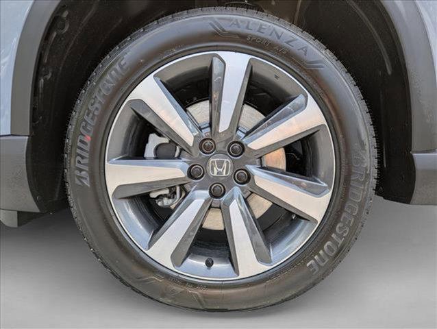 new 2025 Honda Pilot car, priced at $47,955