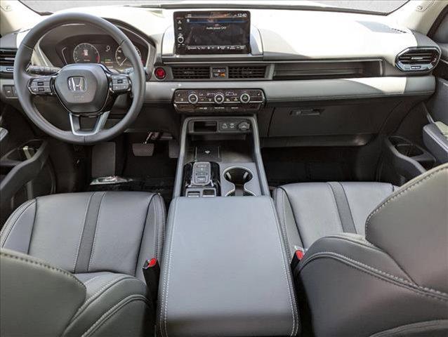 new 2025 Honda Pilot car, priced at $47,955