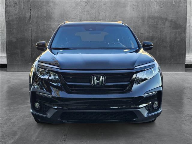 used 2022 Honda Pilot car, priced at $28,991