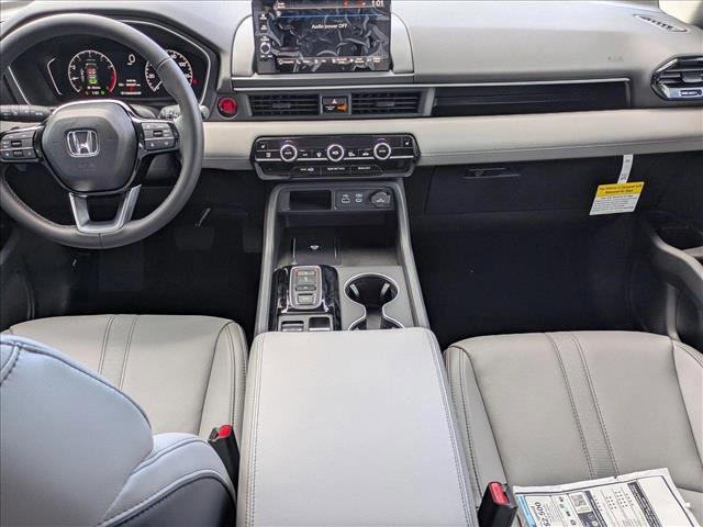 new 2025 Honda Pilot car, priced at $45,621