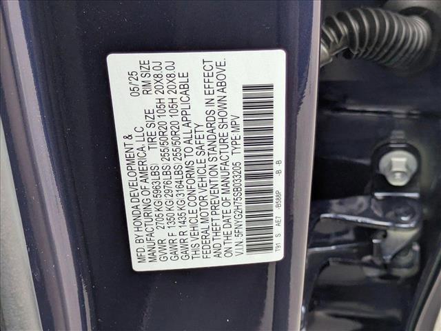 new 2025 Honda Pilot car, priced at $45,621