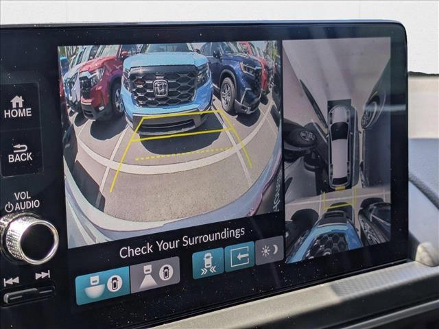 new 2025 Honda Pilot car, priced at $51,641