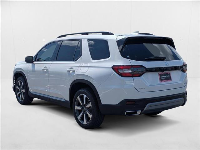 new 2025 Honda Pilot car, priced at $51,641