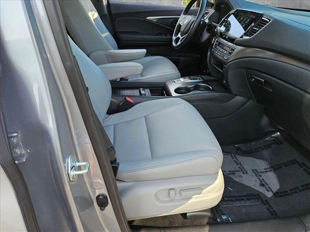 used 2023 Honda Passport car, priced at $31,991