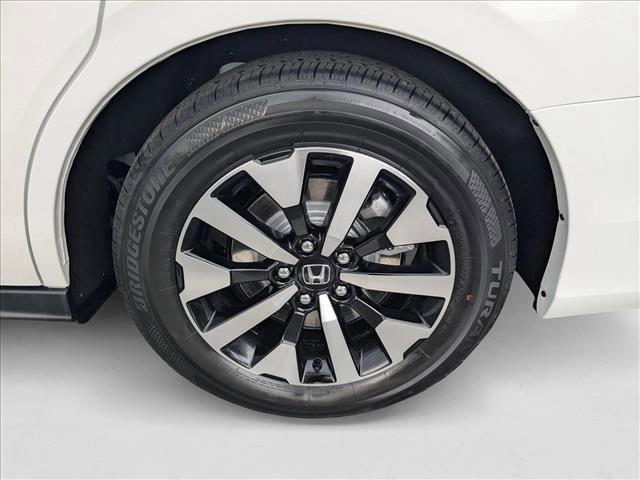 new 2026 Honda Odyssey car, priced at $43,811