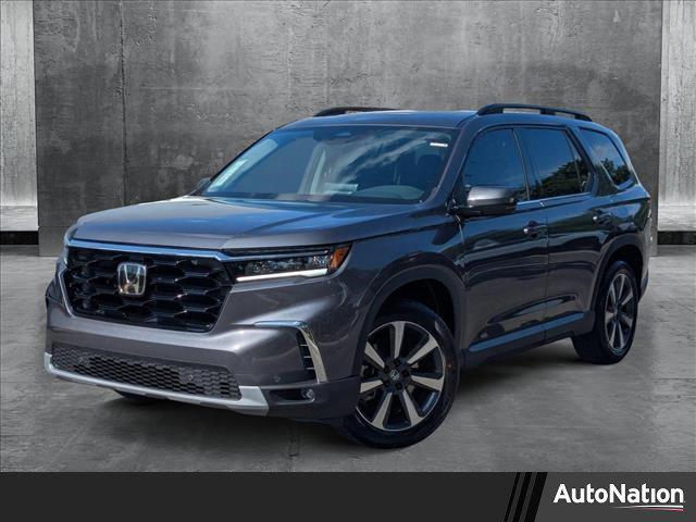 new 2025 Honda Pilot car, priced at $45,621