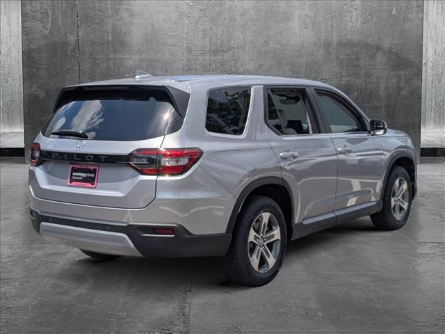new 2025 Honda Pilot car, priced at $42,559