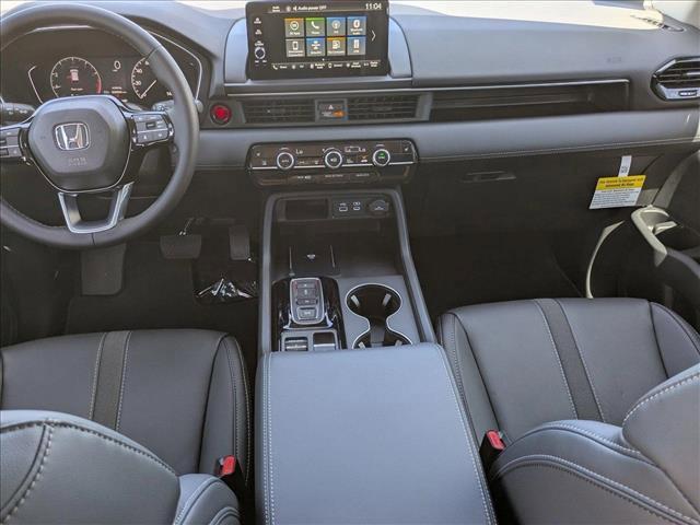 new 2025 Honda Pilot car, priced at $42,559