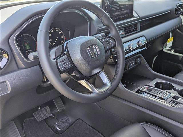 new 2025 Honda Pilot car, priced at $42,559