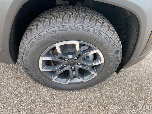 new 2026 Chevrolet Equinox car, priced at $39,785