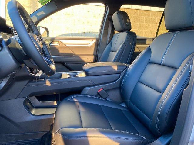 new 2026 GMC Acadia car, priced at $51,075