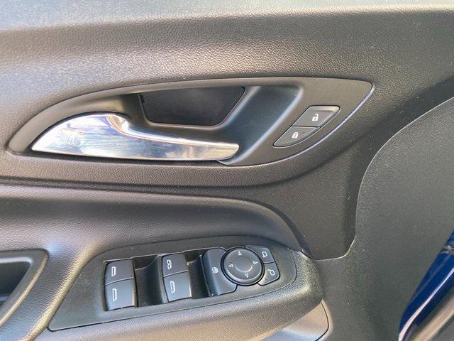 used 2022 Chevrolet Equinox car, priced at $21,750