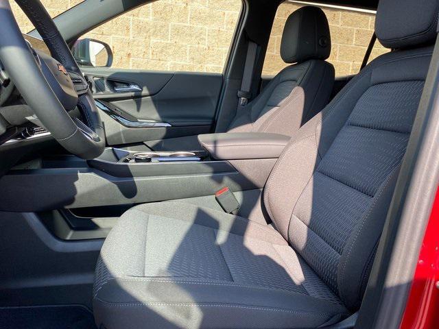 new 2026 Chevrolet Equinox car, priced at $34,135