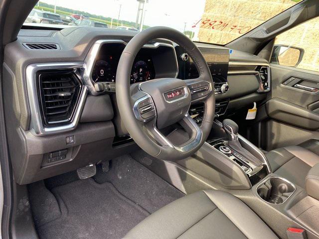 new 2025 GMC Canyon car, priced at $48,670