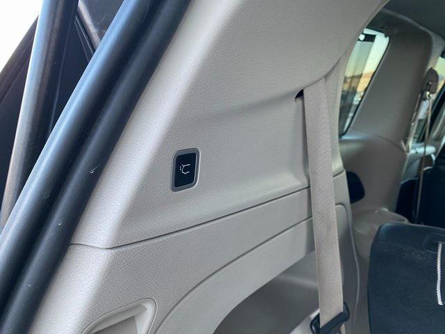 used 2022 Chrysler Pacifica car, priced at $22,995