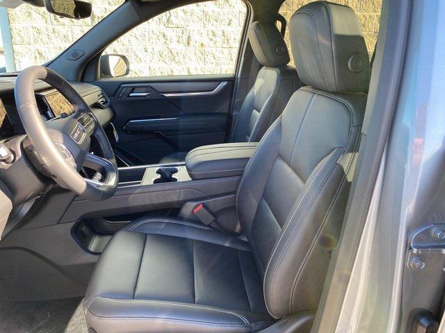 new 2026 GMC Acadia car, priced at $49,525