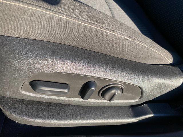 used 2023 GMC Acadia car, priced at $28,244