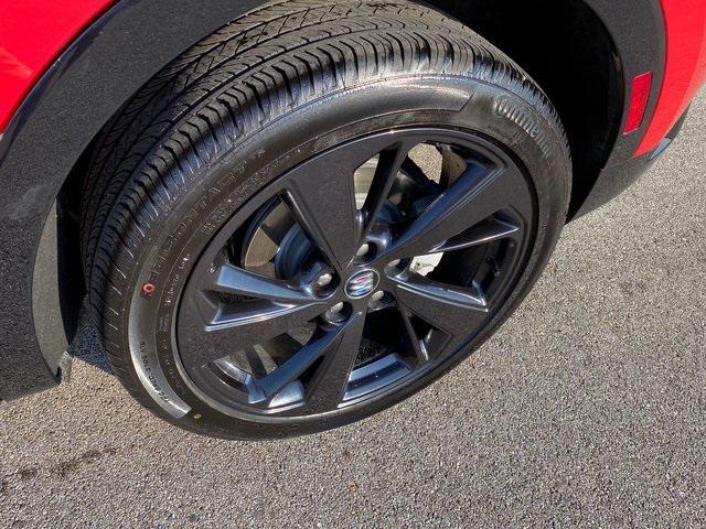 used 2025 Buick Envision car, priced at $35,300