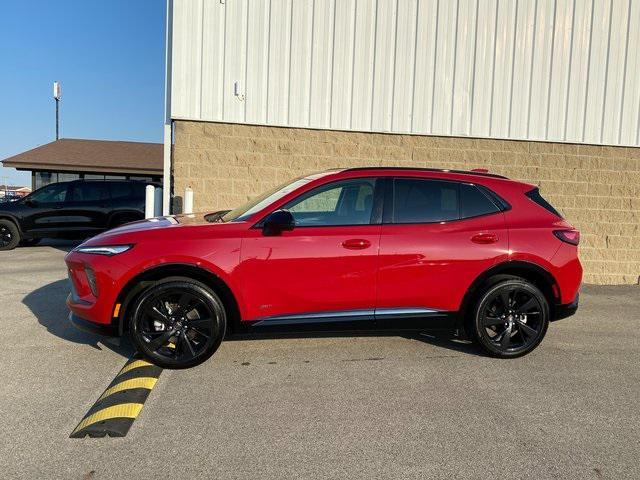 used 2025 Buick Envision car, priced at $35,300