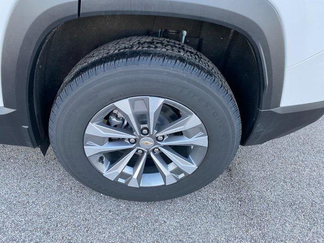 new 2025 Chevrolet Equinox car, priced at $30,070