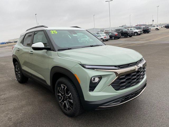 new 2025 Chevrolet TrailBlazer car, priced at $32,185