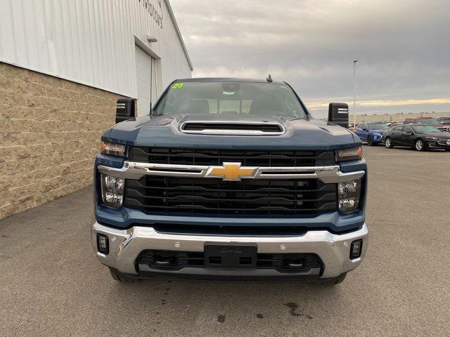 new 2025 Chevrolet Silverado 2500 car, priced at $63,360