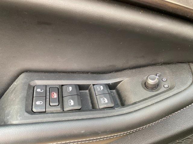 used 2023 Jeep Grand Cherokee car, priced at $29,990