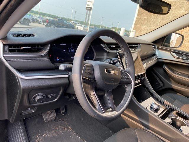used 2023 Jeep Grand Cherokee car, priced at $29,990
