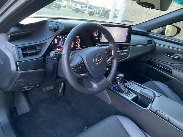 used 2022 Lexus ES 350 car, priced at $39,990
