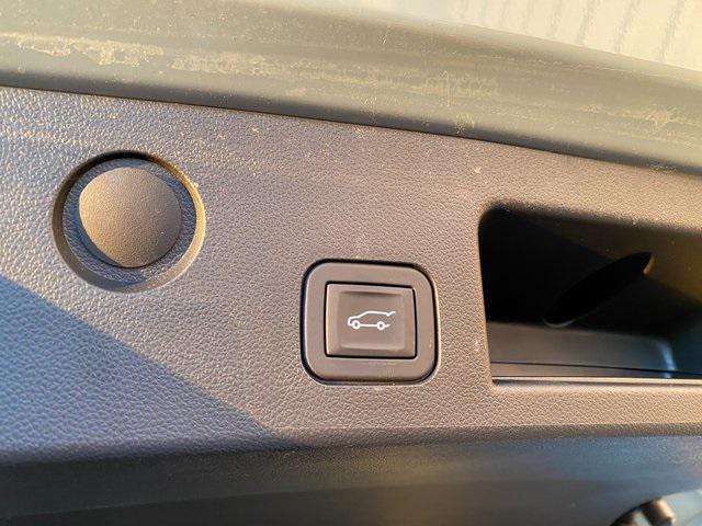 used 2025 Chevrolet Equinox car, priced at $33,950