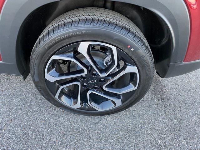 new 2025 Chevrolet Trax car, priced at $27,635