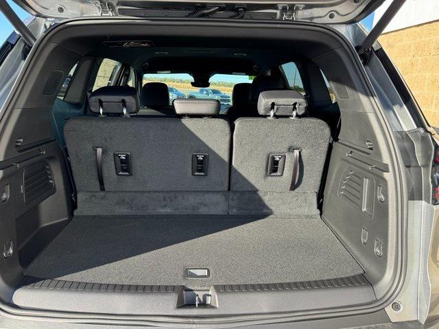 new 2026 GMC Acadia car, priced at $49,525