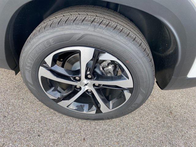 new 2025 Chevrolet Trax car, priced at $24,685