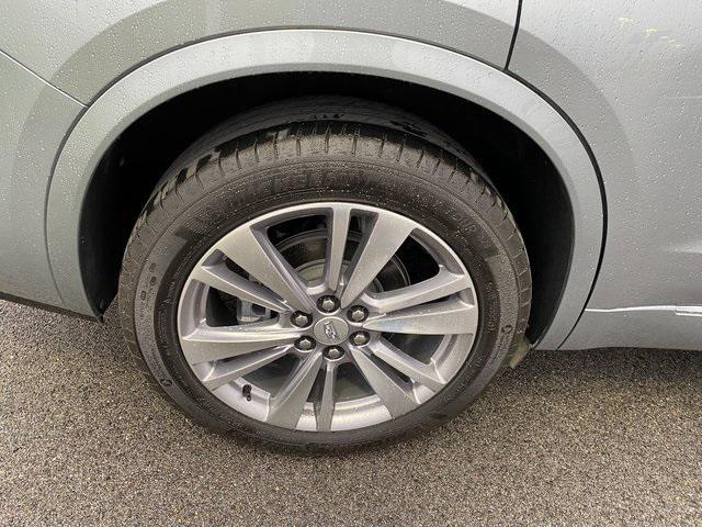 used 2024 Cadillac XT6 car, priced at $42,890