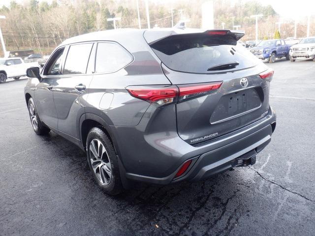 used 2021 Toyota Highlander car, priced at $32,358