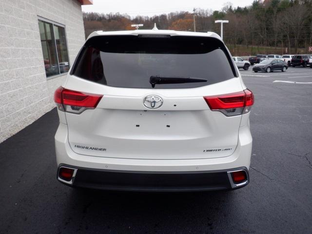 used 2019 Toyota Highlander car, priced at $31,541