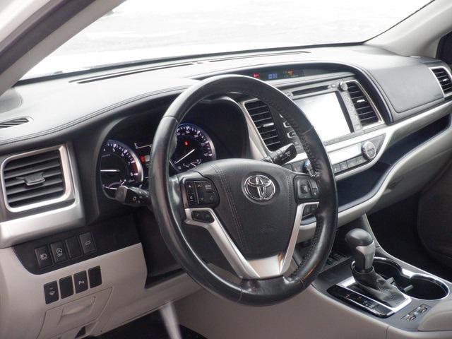 used 2017 Toyota Highlander car, priced at $23,147