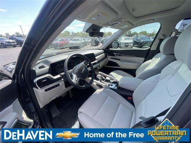 used 2025 Kia Telluride car, priced at $45,990