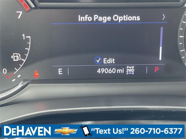 used 2022 Cadillac XT5 car, priced at $28,888