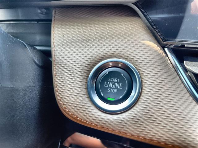 new 2025 Chevrolet Equinox car, priced at $37,084