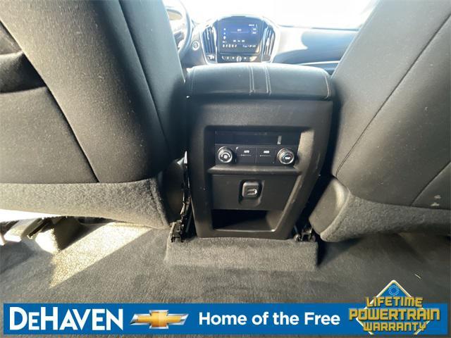 used 2022 Chevrolet Traverse car, priced at $26,249