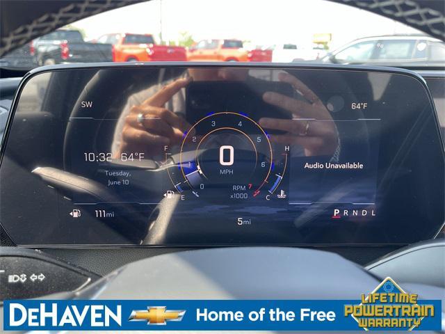 new 2025 Chevrolet Traverse car