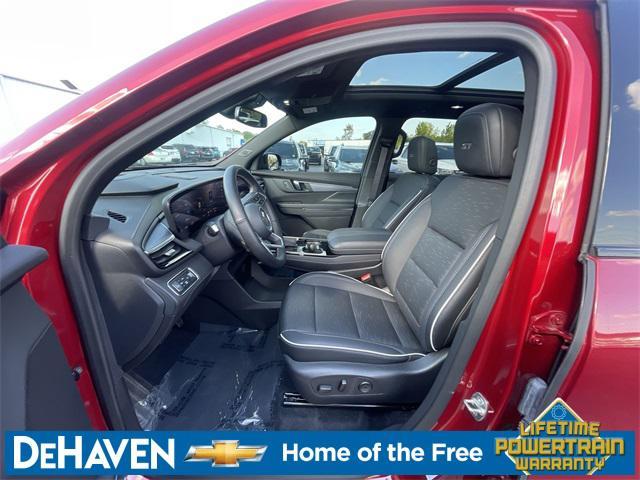 used 2025 Buick Enclave car, priced at $44,984